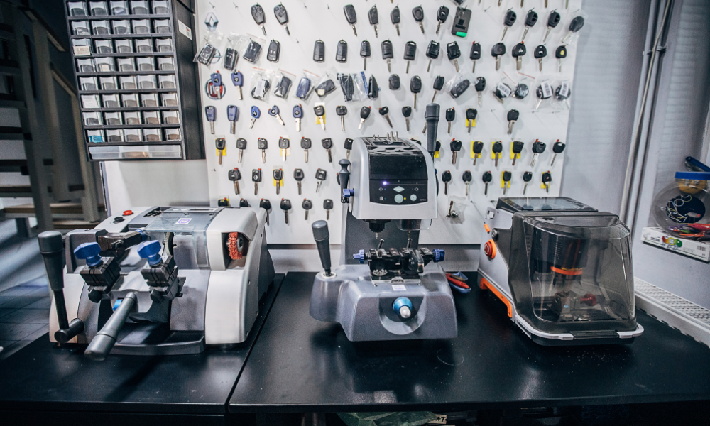 Imagen de máquina duplicado de llaves. Carbe Cerrajeros