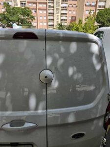 Instalación de cerradura en vehículos